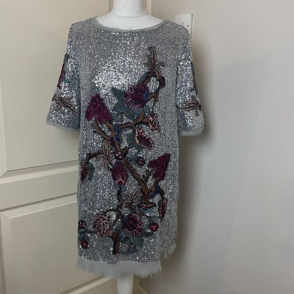 RARE ASO Alexis in Schitt’s Creek Zara Sequin Size Medium Embroidered Dress TV - Picture 2 of 16
